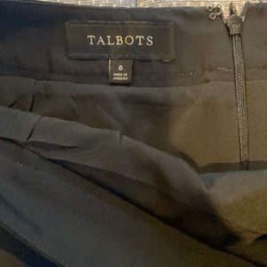 Fully lined Talbots pencil suit skirt